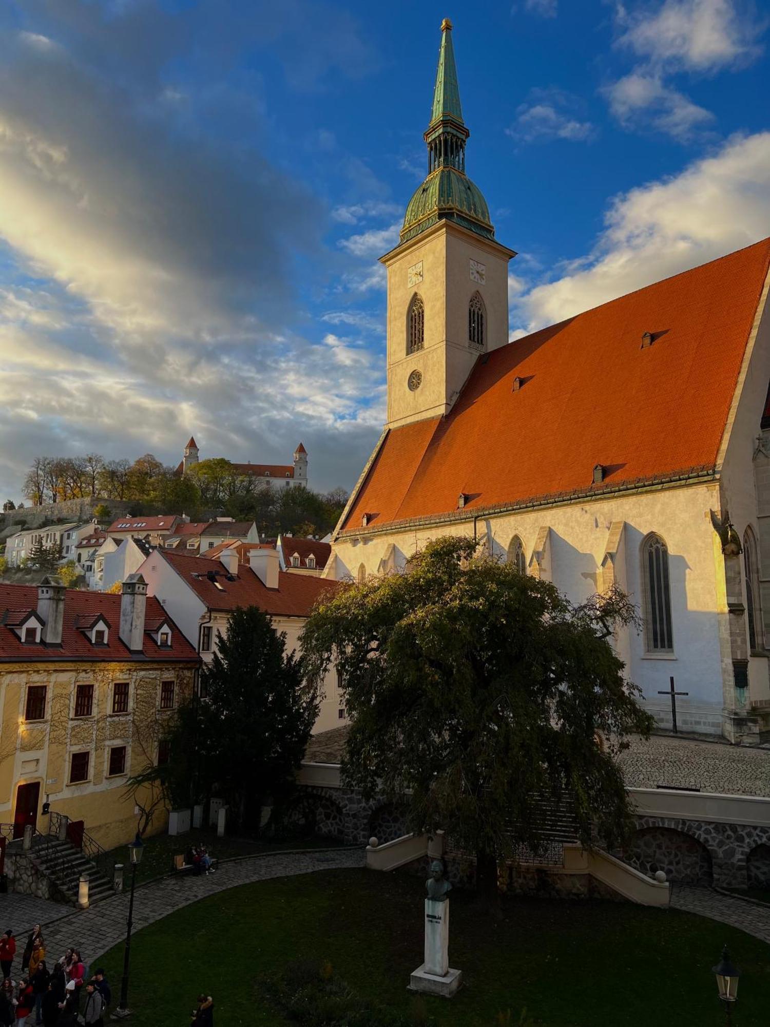 Csaky Palace Bratislava 1 Apartment Bagian luar foto